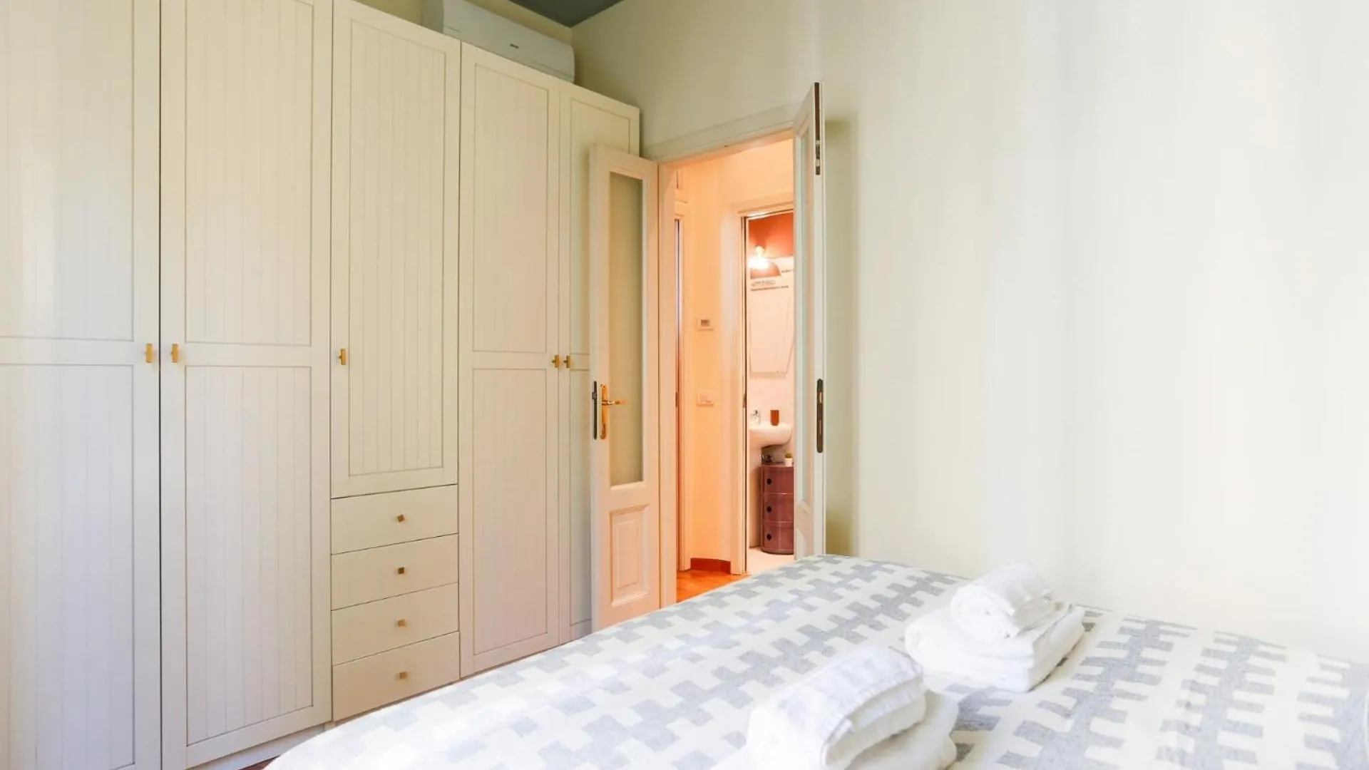 The Best Rent - Cozy Apartment In The Risorgimento Area Milan